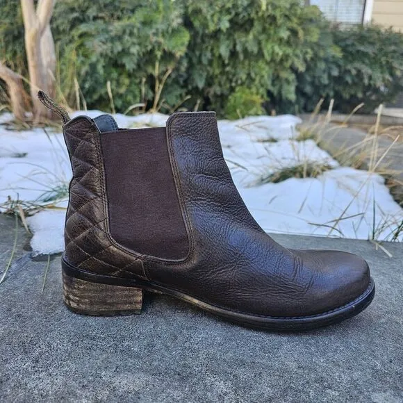 Barbour 7 Evie‎ Leather Chelsea Boots Brown Lug Sole Quilted Rugged Outdoor