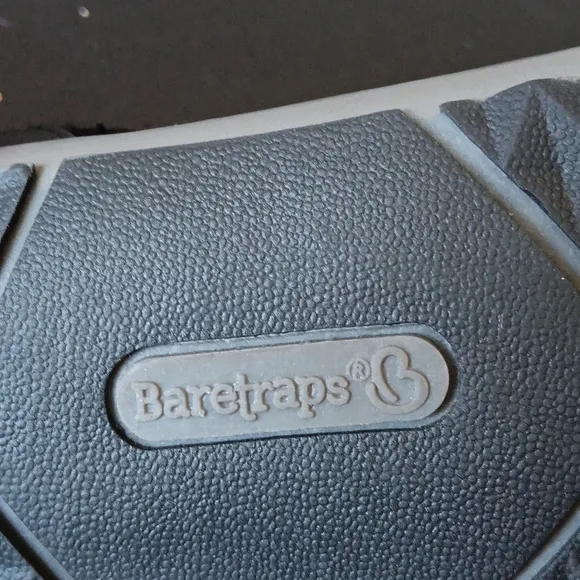 Baretraps BlackSandals 9 1/2 M NWOT