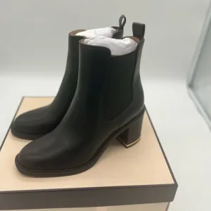 BCBGeneration Boxxa Women's Heeled Chelsea Boots Black Faux Leather Size 9.5 M