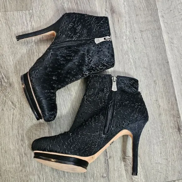 BCBGMaxAzria Ven Ankle Boots Heel Zip Pony Hair Black 8.5B edgy glam rock