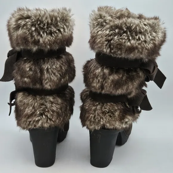 BearPaw Bridget 3.25&quot; heel faux fur boots size 5