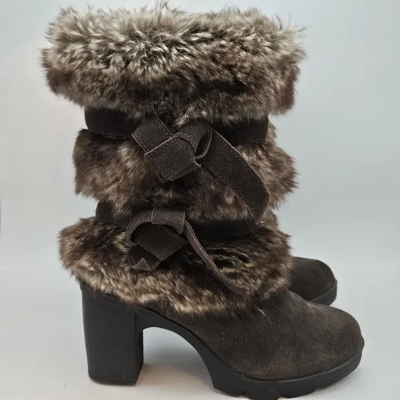 BearPaw Bridget 3.25&quot; heel faux fur boots size 5