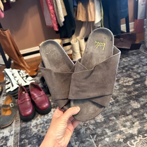 Beek Brown Sandals