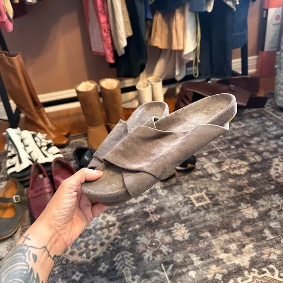 Beek Brown Sandals