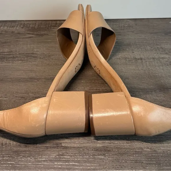 Bernardo Belinda Tan Block Heel Sandals with Ankle Strap size 9.5 $198