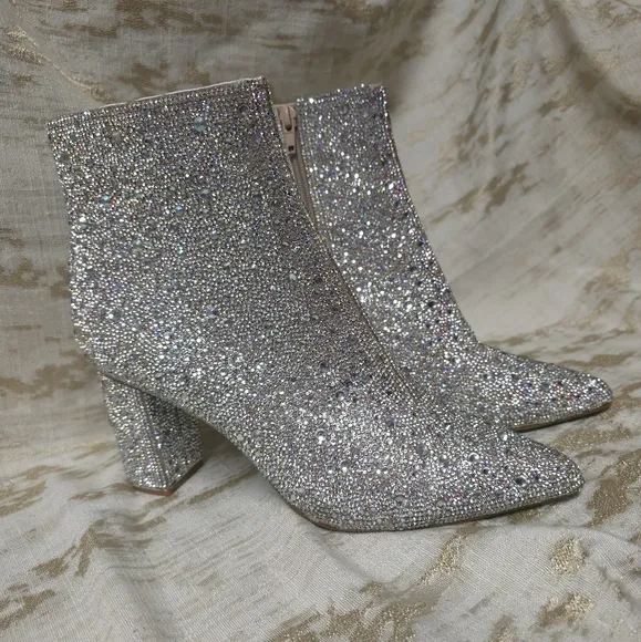 Betsy Johnson Womans Cady Rhinestone Booties Silver Sz 9