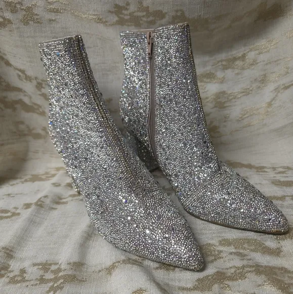 Betsy Johnson Womans Cady Rhinestone Booties Silver Sz 9