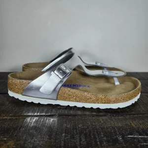 Birkenstock Gizeh Womens Size 7 EU 38 Regular Beach Sandals Silver Metallic Soft