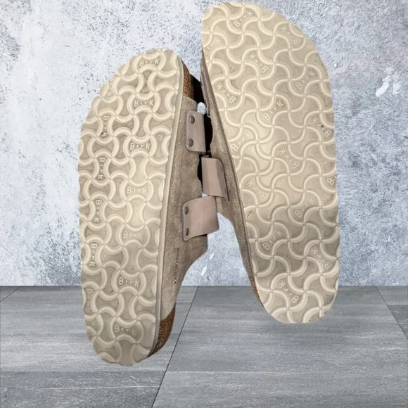 Birkenstock Uji Women's Sandals in Taupe