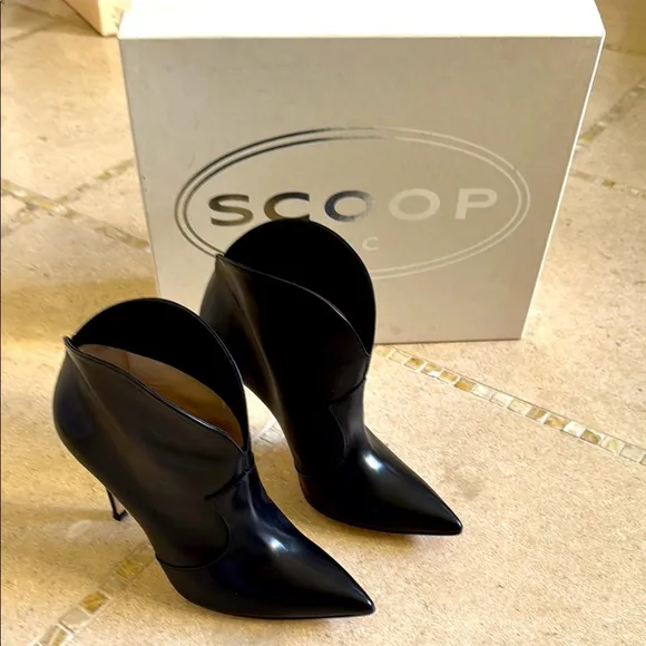 Black Heeled Boots with Glossy Finish by Scoop NYC