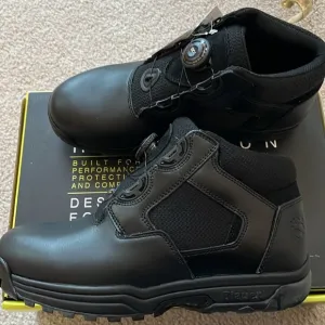 Blauer tactical work boots. Size 9 wide NWT