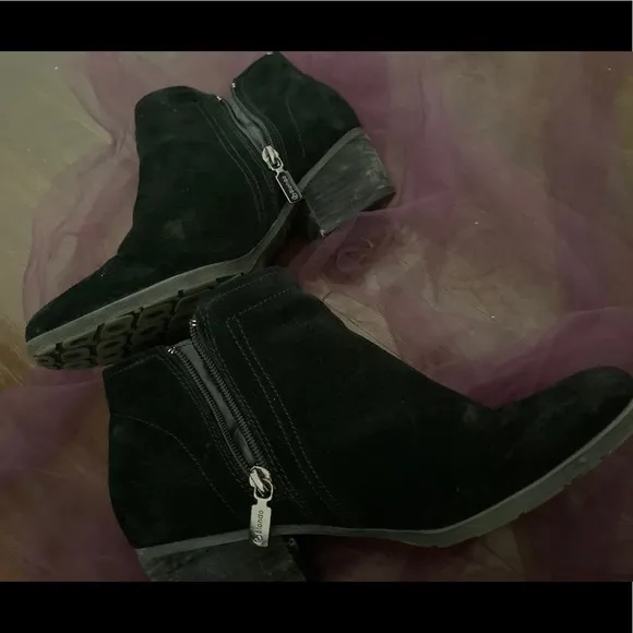 BLONDO BLACK SUEDE WATERPROOF ANKLE Boots GORG