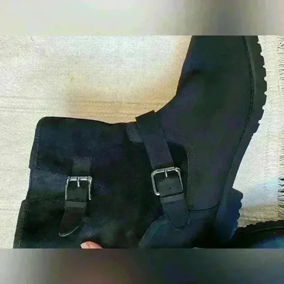 Blondo Val Waterproof boots - worn once, like new Sz 8.5 leather