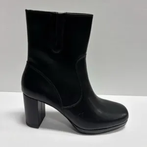 Blondo Women’s Holland Black Waterproof Bootie, Size 10 M