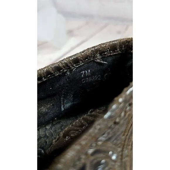 Boc Born Concept Brown Tooled Clogs Slip On Flats Women's Shoe Size 7