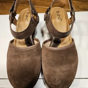 b.o.c Brown Suede Sandals
