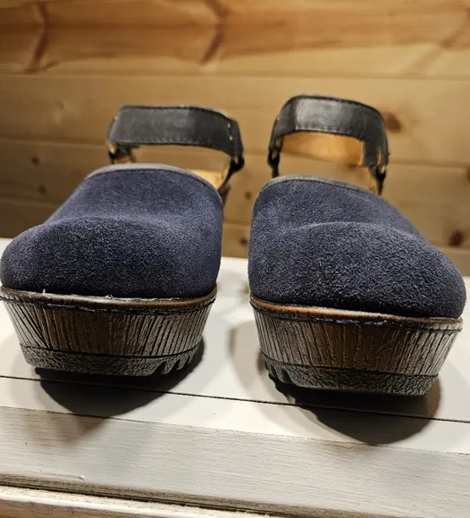 b.o.c. Womens Navy Shoes Size 7