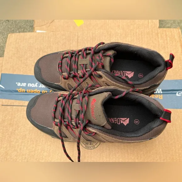 Brand new Denali day hiking shoes
