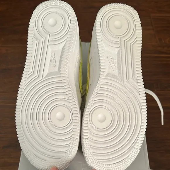 Brand New Nike Air Force 1LV8 Shoes - White and Neon Yellow youth size 6.5