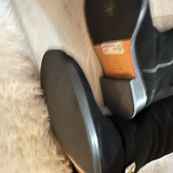 Brand: Schulz bootsCondition: New, never wornSize: 8.5