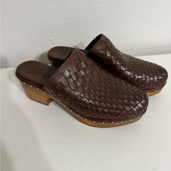 Brighton Caramel Brown Woven Leather Studded Clogs Mules Shoes Size 9