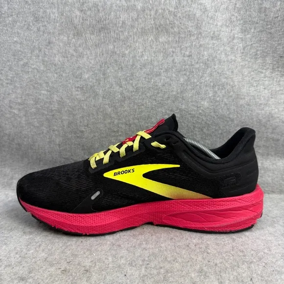 Brooks Shoes Mens Size 9 Launch GTS 9 Black Athletic Running Sneaker 1103861D016