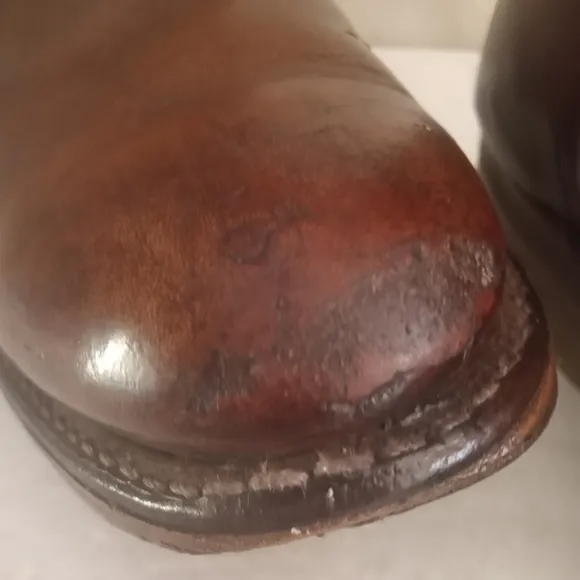 Brown Leather Knee-High Boots Classic Design