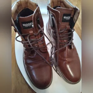 Brown Leather Lace-Up Ankle Boots