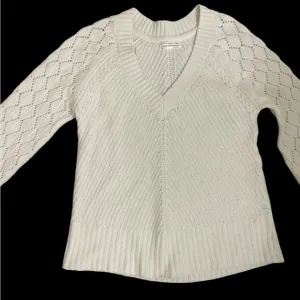 By Anthropologie creamy ivory v neck sweater S cable knit design pointelle