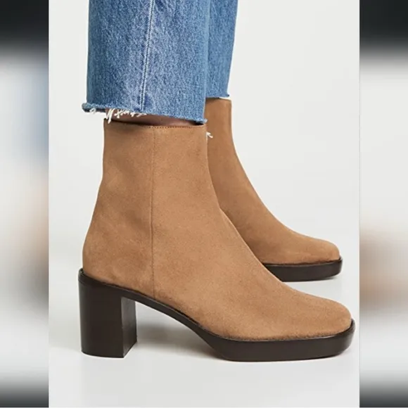 BY FAR Ellen Boots