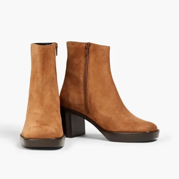 BY FAR Ellen Boots