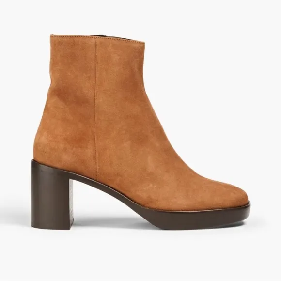 BY FAR Ellen Boots