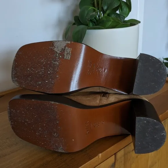BY FAR Ellen Boots