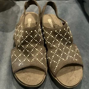 BZees Bling Sandals