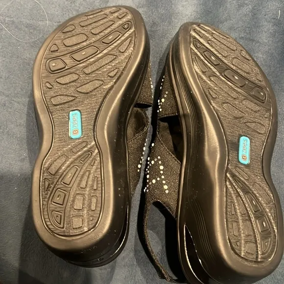 BZees Bling Sandals
