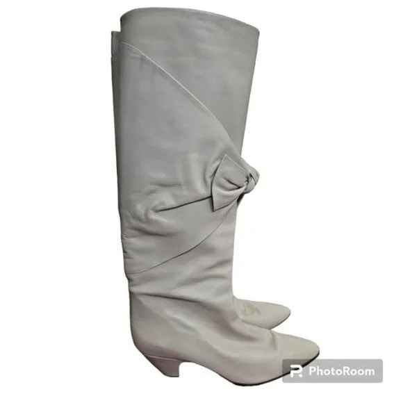 Casadei Bow Front Cream Heeled Boots Sz 8 Italian Leather Knee-High Quiet Luxury