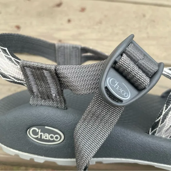 Chaco ZX2 gray Classic sandals size 8