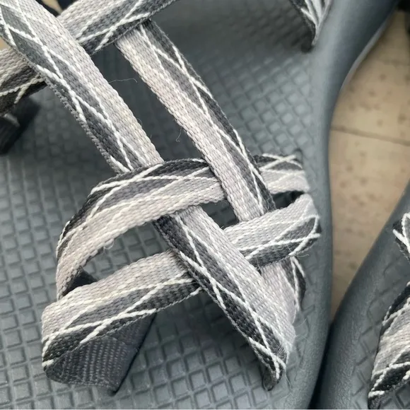 Chaco ZX2 gray Classic sandals size 8