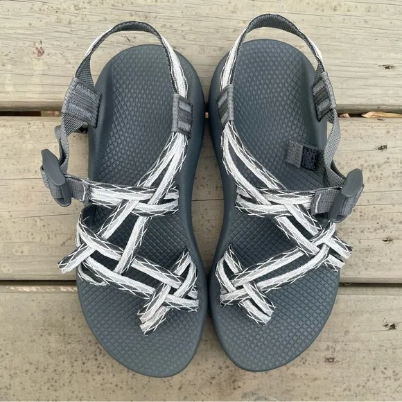 Chaco ZX2 gray Classic sandals size 8
