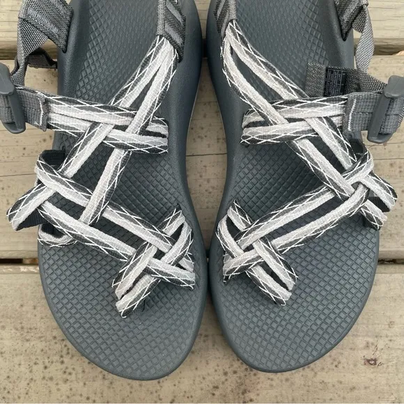 Chaco ZX2 gray Classic sandals size 8