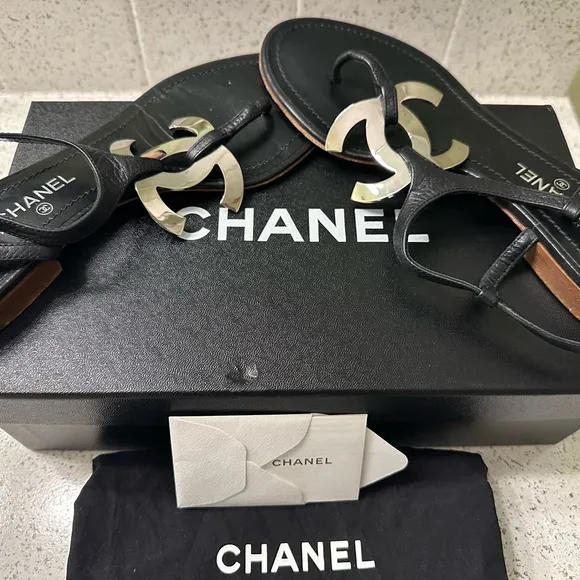 Chanel Large CC logo Thong Sandals Shoes~37