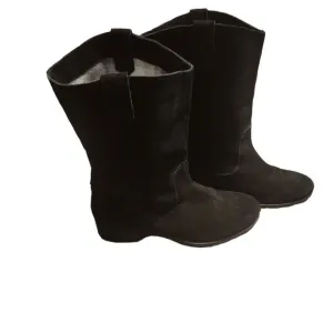 Chares By Charles‎ David Suede Boots Booties Womens Size 9.5