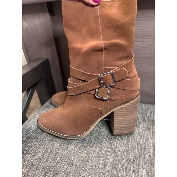Chelsea &amp; Violet Women's Vicky Brown Suede Pointed Toe Boots Heels 9M ⭐BOGO⭐