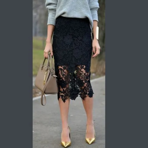 💥CHIC &amp; SEXY💥 Crochet Lace Half Lined Midi Pencil Skirt in Black