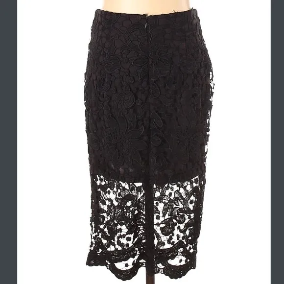 💥CHIC &amp; SEXY💥 Crochet Lace Half Lined Midi Pencil Skirt in Black