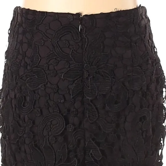 💥CHIC &amp; SEXY💥 Crochet Lace Half Lined Midi Pencil Skirt in Black