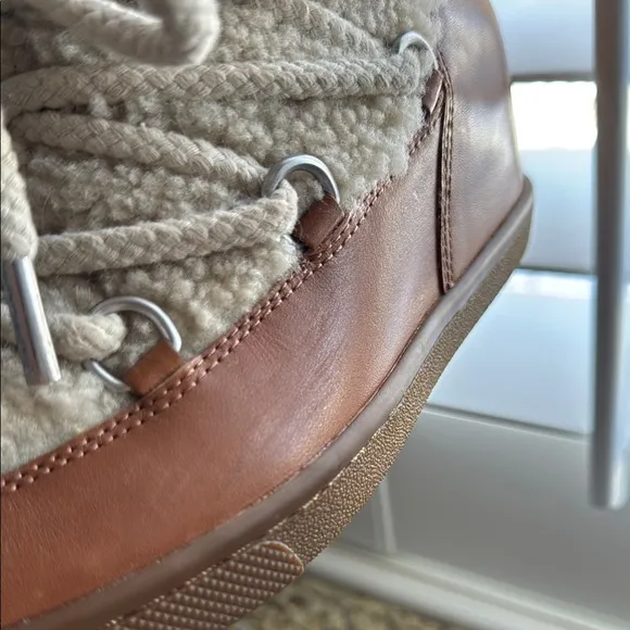 Chic Coach Monroe Shearling Lace-Up Boots