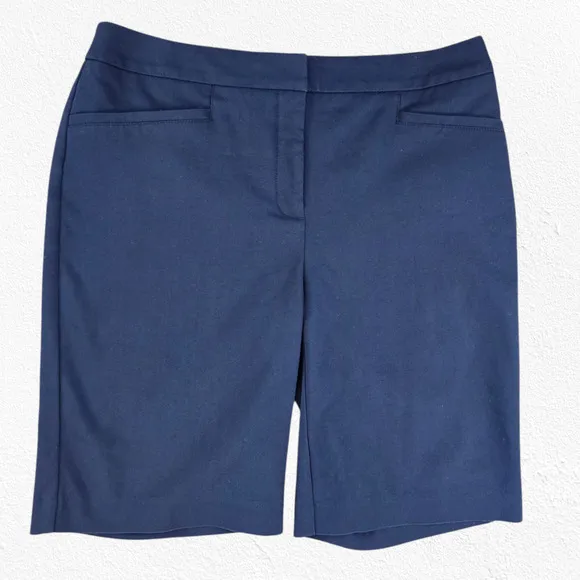 Chico’s Navy Fabulously Slimming Chino Cotton Blend Bermuda Shorts Size 6