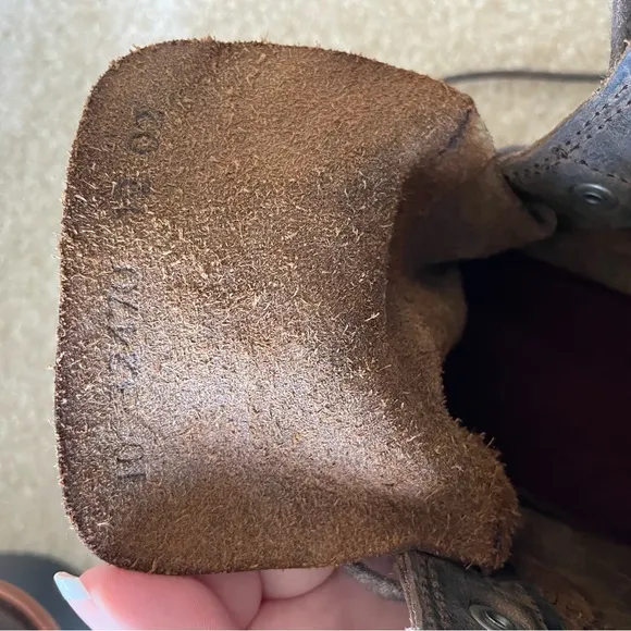 CHIPPEWA men’s leather‎ lace-up work boots. Brown. Size 8.5EE (wide)