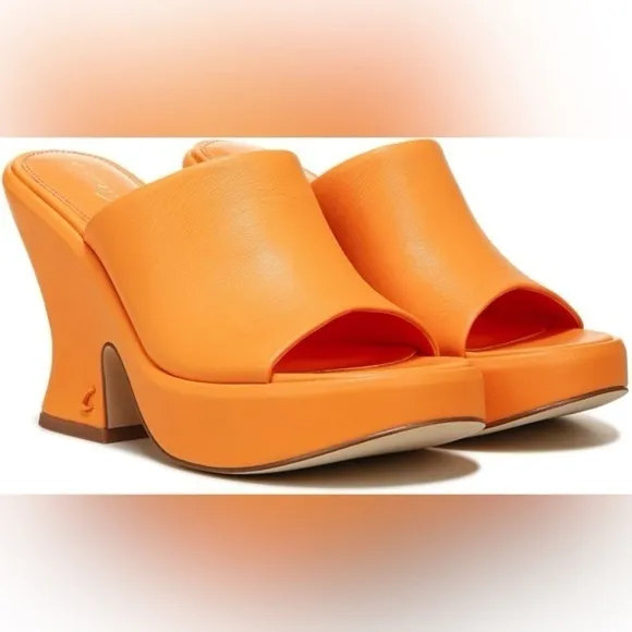Circus by Sam Edelman Women's Patrice Wedge Sandals Orange size 7